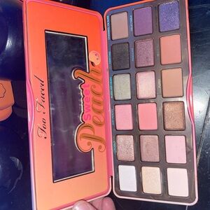 Too faced peach pallet 🍑